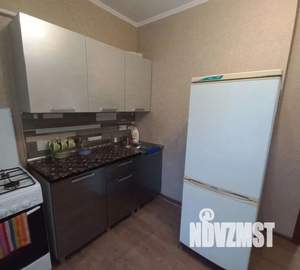 1-к квартира, посуточно, 37м2, 1/9 этаж