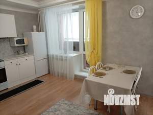 Студия квартира, посуточно, 42м2, 2/9 этаж