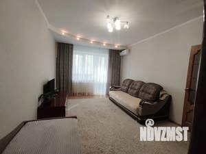 1-к квартира, посуточно, 38м2, 4/9 этаж