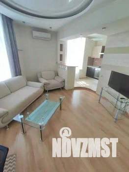 2-к квартира, посуточно, 50м2, 1/1 этаж