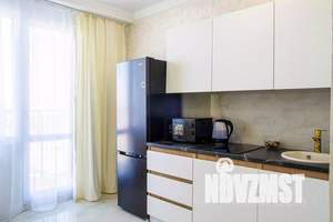 1-к квартира, посуточно, 36м2, 9/18 этаж