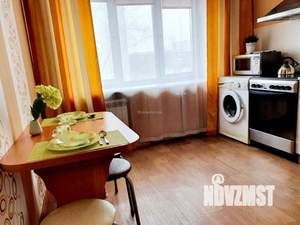 2-к квартира, посуточно, 44м2, 1/1 этаж