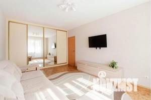 1-к квартира, посуточно, 37м2, 6/11 этаж