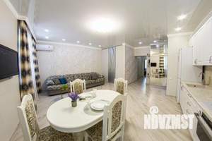 2-к квартира, посуточно, 55м2, 1/1 этаж