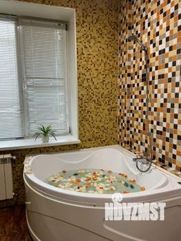 Студия квартира, посуточно, 35м2, 2/12 этаж