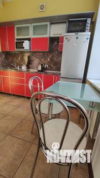 1-к квартира, посуточно, 40м2, 2/5 этаж