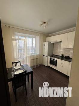 1-к квартира, посуточно, 36м2, 13/16 этаж