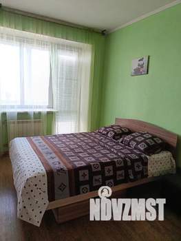 Студия квартира, посуточно, 33м2, 4/5 этаж