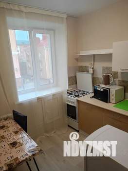 1-к квартира, посуточно, 37м2, 3/5 этаж