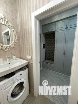 Студия квартира, посуточно, 40м2, 6/15 этаж