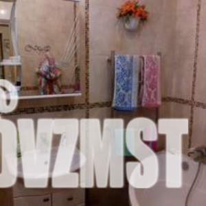 3-к квартира, вторичка, 74м2, 2/4 этаж