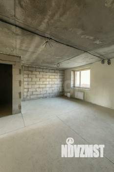 2-к квартира, вторичка, 58м2, 1/10 этаж