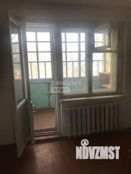 3-к квартира, вторичка, 58м2, 1/9 этаж