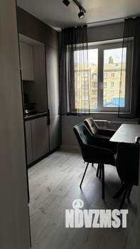 2-к квартира, вторичка, 57м2, 4/10 этаж