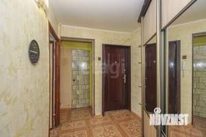 4-к квартира, вторичка, 59м2, 5/5 этаж