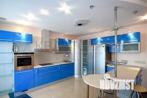 4-к квартира, вторичка, 171м2, 6/8 этаж