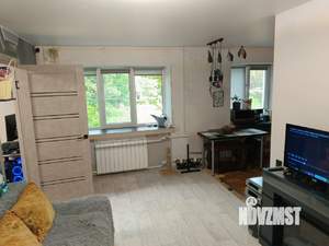 2-к квартира, вторичка, 42м2, 1/5 этаж