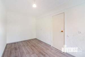 3-к квартира, вторичка, 59м2, 1/5 этаж