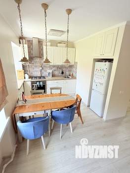 2-к квартира, вторичка, 42м2, 3/5 этаж