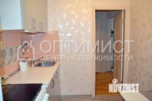 2-к квартира, вторичка, 43м2, 1/9 этаж