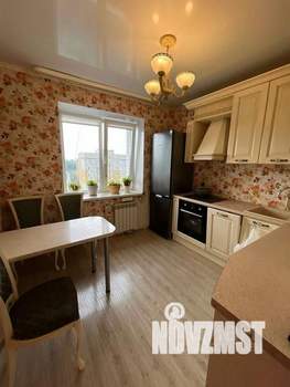 2-к квартира, вторичка, 64м2, 9/9 этаж