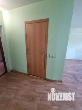 Студия квартира, вторичка, 30м2, 1/10 этаж