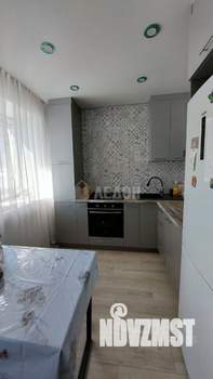 2-к квартира, вторичка, 43м2, 1/5 этаж