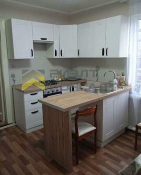 3-к квартира, вторичка, 72м2, 1/1 этаж