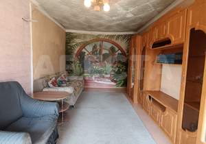 2-к квартира, вторичка, 38м2, 1/1 этаж