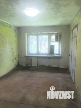 2-к квартира, вторичка, 44м2, 1/4 этаж