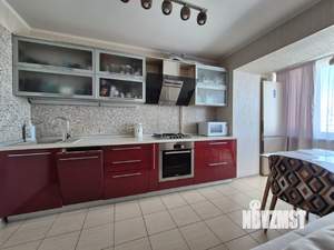 3-к квартира, вторичка, 74м2, 9/10 этаж