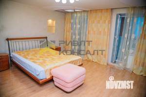 4-к квартира, вторичка, 72м2, 9/9 этаж