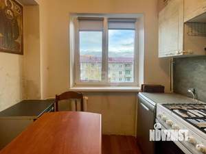 2-к квартира, вторичка, 42м2, 5/5 этаж