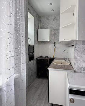 4-к квартира, вторичка, 87м2, 2/4 этаж