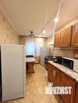 3-к квартира, вторичка, 64м2, 1/14 этаж