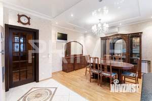 2-к квартира, вторичка, 84м2, 3/5 этаж