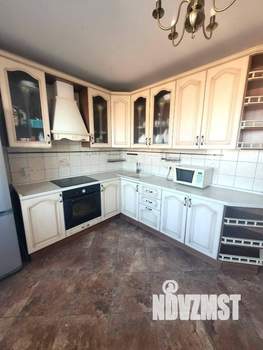 2-к квартира, вторичка, 61м2, 8/10 этаж