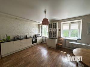 4-к квартира, вторичка, 106м2, 2/5 этаж