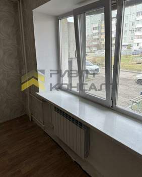 2-к квартира, вторичка, 48м2, 1/5 этаж
