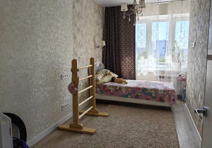 3-к квартира, вторичка, 81м2, 10/15 этаж