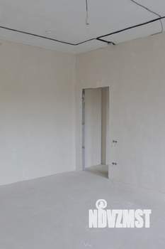 2-к квартира, вторичка, 61м2, 1/9 этаж