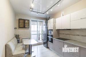 2-к квартира, вторичка, 58м2, 1/9 этаж