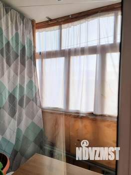 4-к квартира, вторичка, 64м2, 9/9 этаж