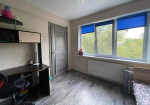 4-к квартира, вторичка, 60м2, 3/5 этаж