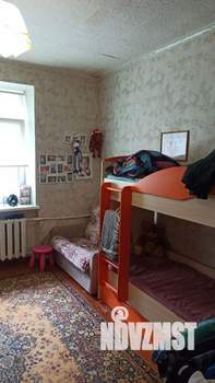 2-к квартира, вторичка, 56м2, 1/4 этаж