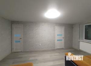 2-к квартира, вторичка, 42м2, 1/5 этаж