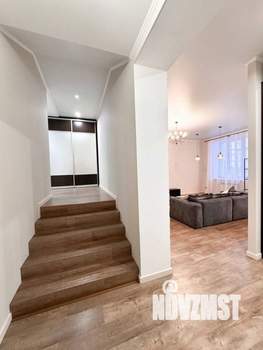 3-к квартира, вторичка, 103м2, 1/3 этаж