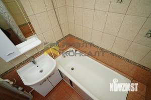 3-к квартира, вторичка, 63м2, 9/10 этаж