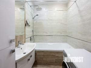 2-к квартира, вторичка, 57м2, 8/10 этаж