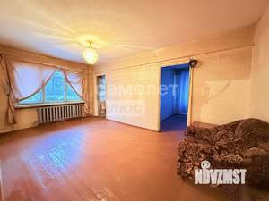 3-к квартира, вторичка, 49м2, 1/5 этаж